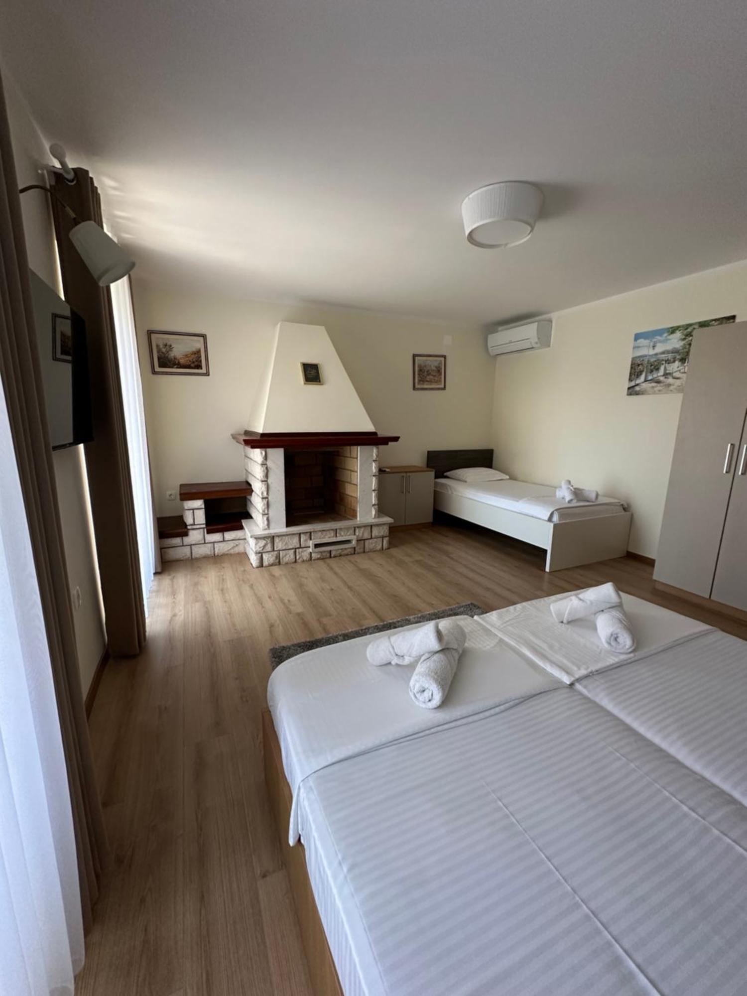 Luxury Apartments Vili Umag Bagian luar foto