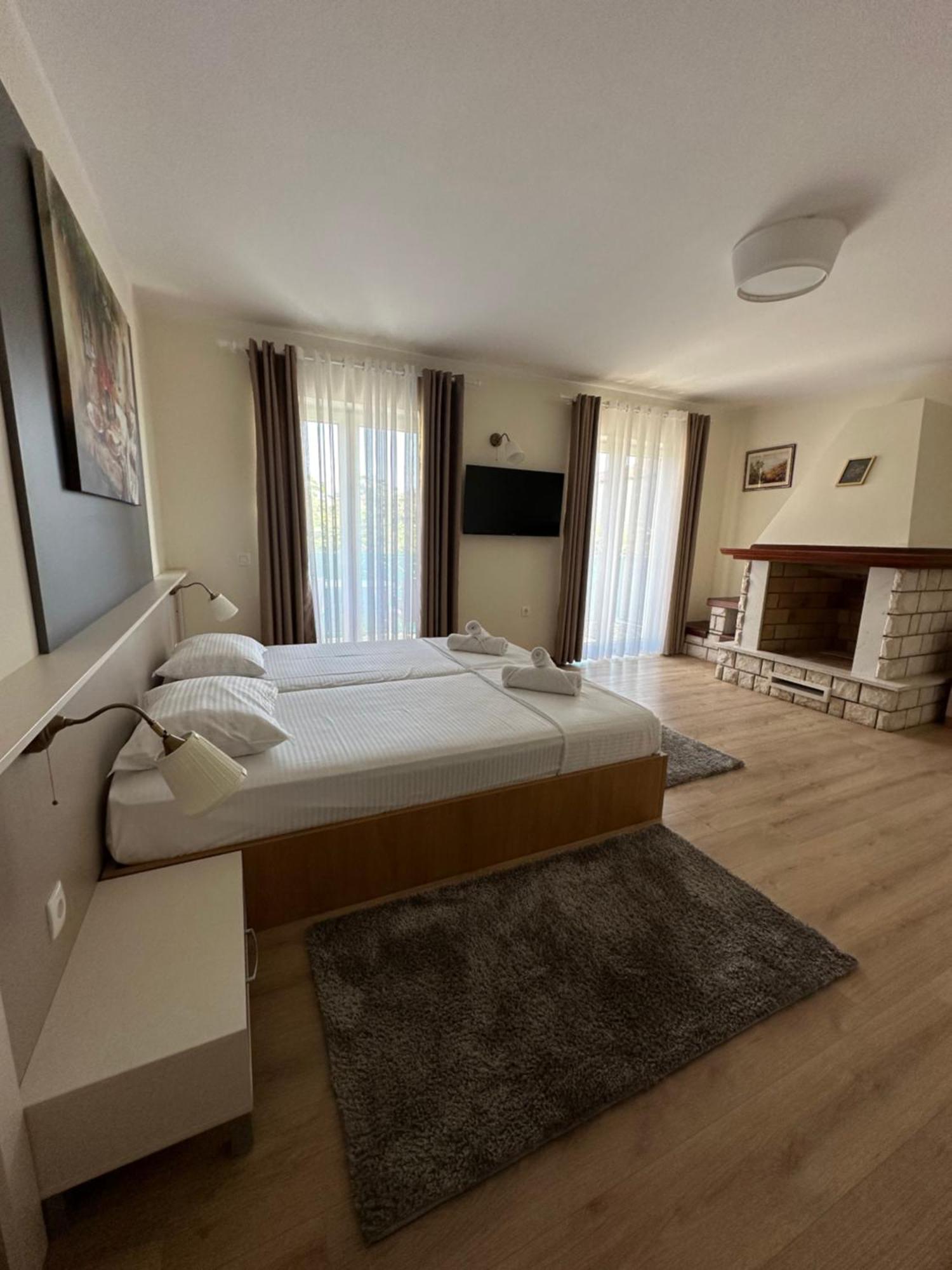 Luxury Apartments Vili Umag Bagian luar foto