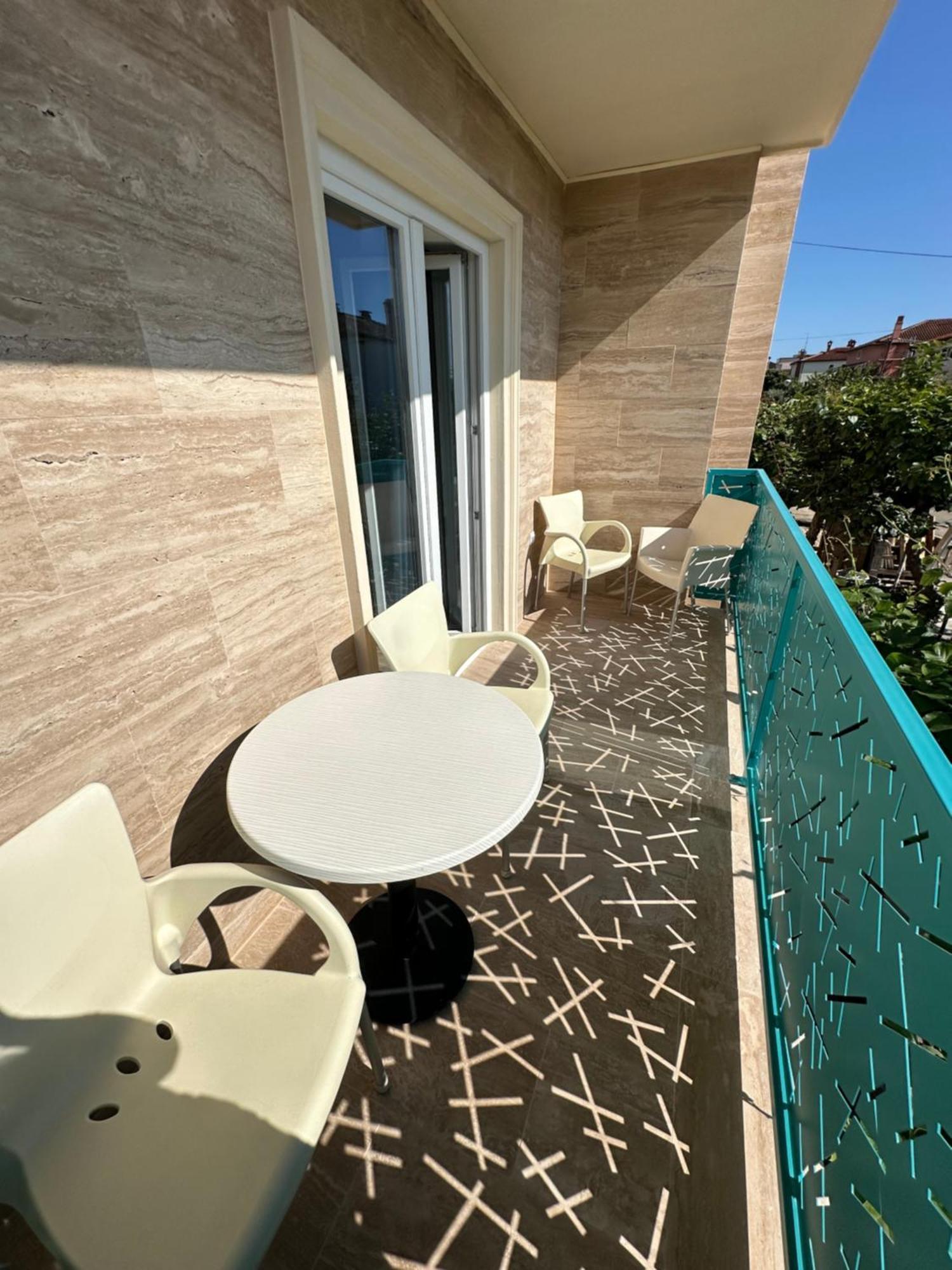 Luxury Apartments Vili Umag Bagian luar foto