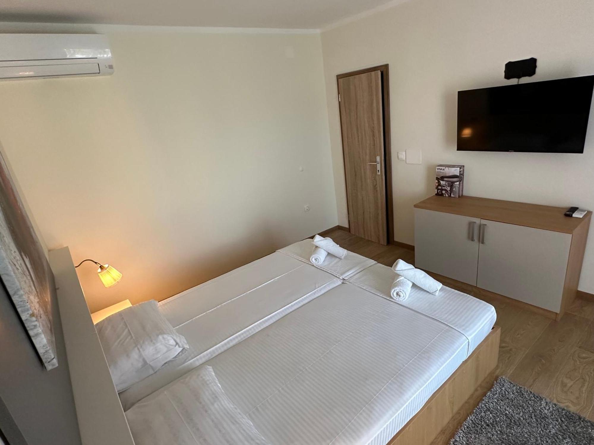 Luxury Apartments Vili Umag Bagian luar foto